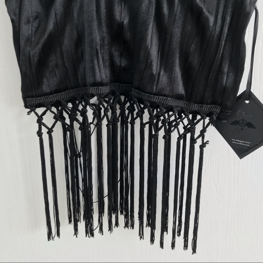 ✨Lip Service Blacklist Velveteen Fringe Top SzS NWT - Picture 4 of 5